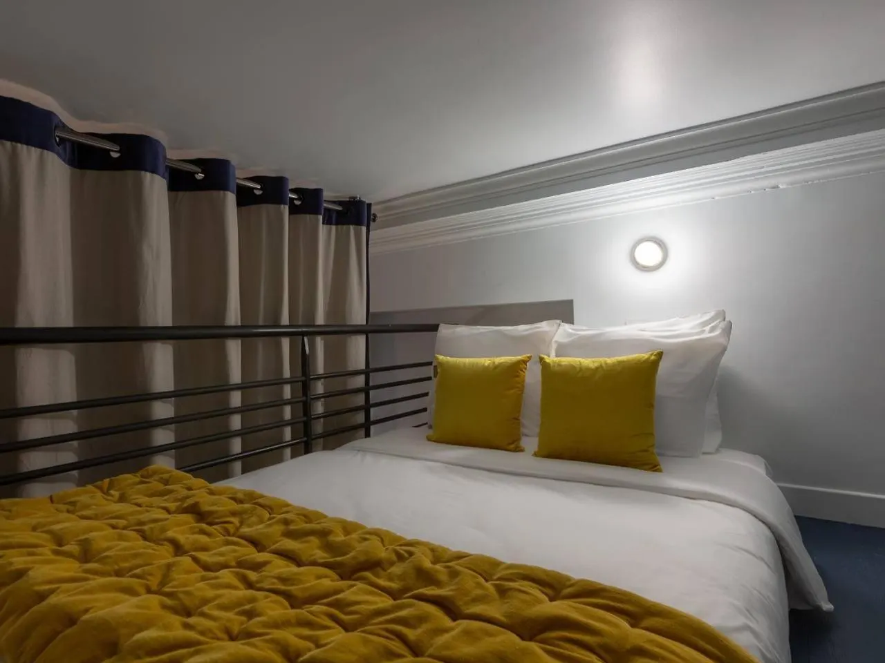 Apartment Merveil - Luxury Suite - Louvre - Aboukir II Paris France